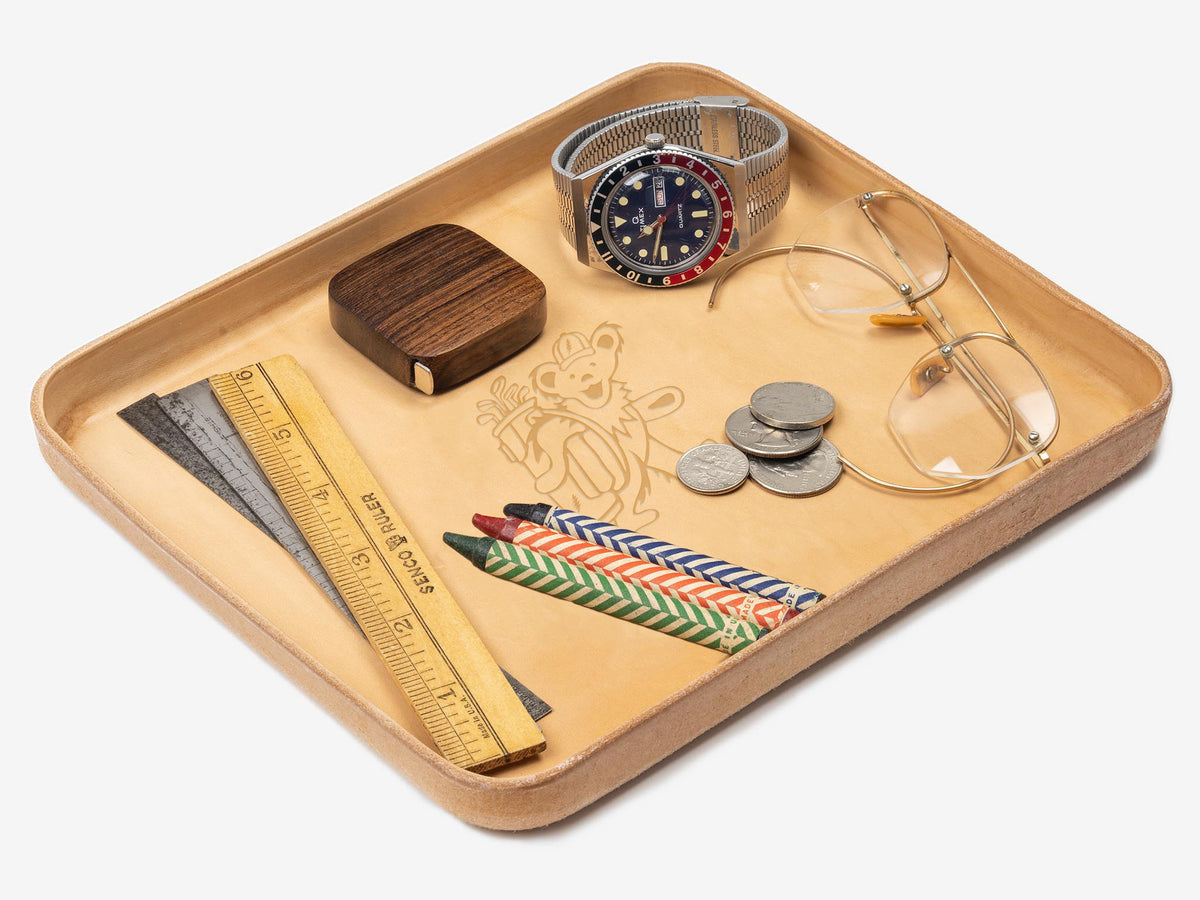 No. 471-GD Large Leather Valet Tray Club Bear, Natural