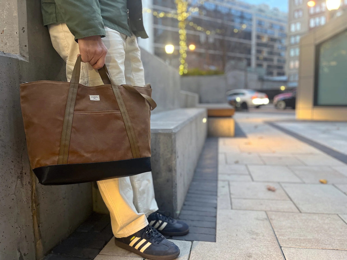 No. 540 Standard Issue East West Tote, Brush Brown