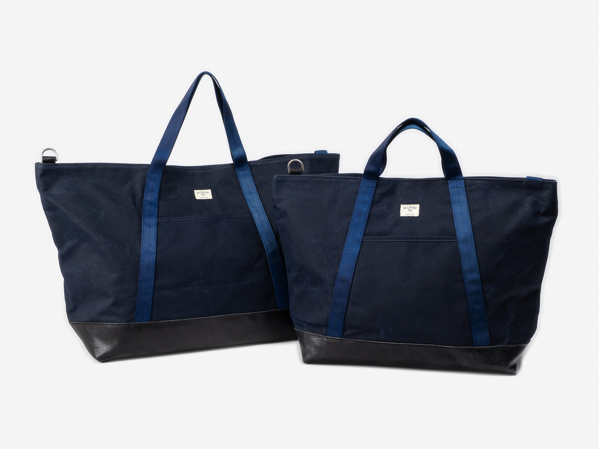 No. 674 Large East West Tote, Navy
