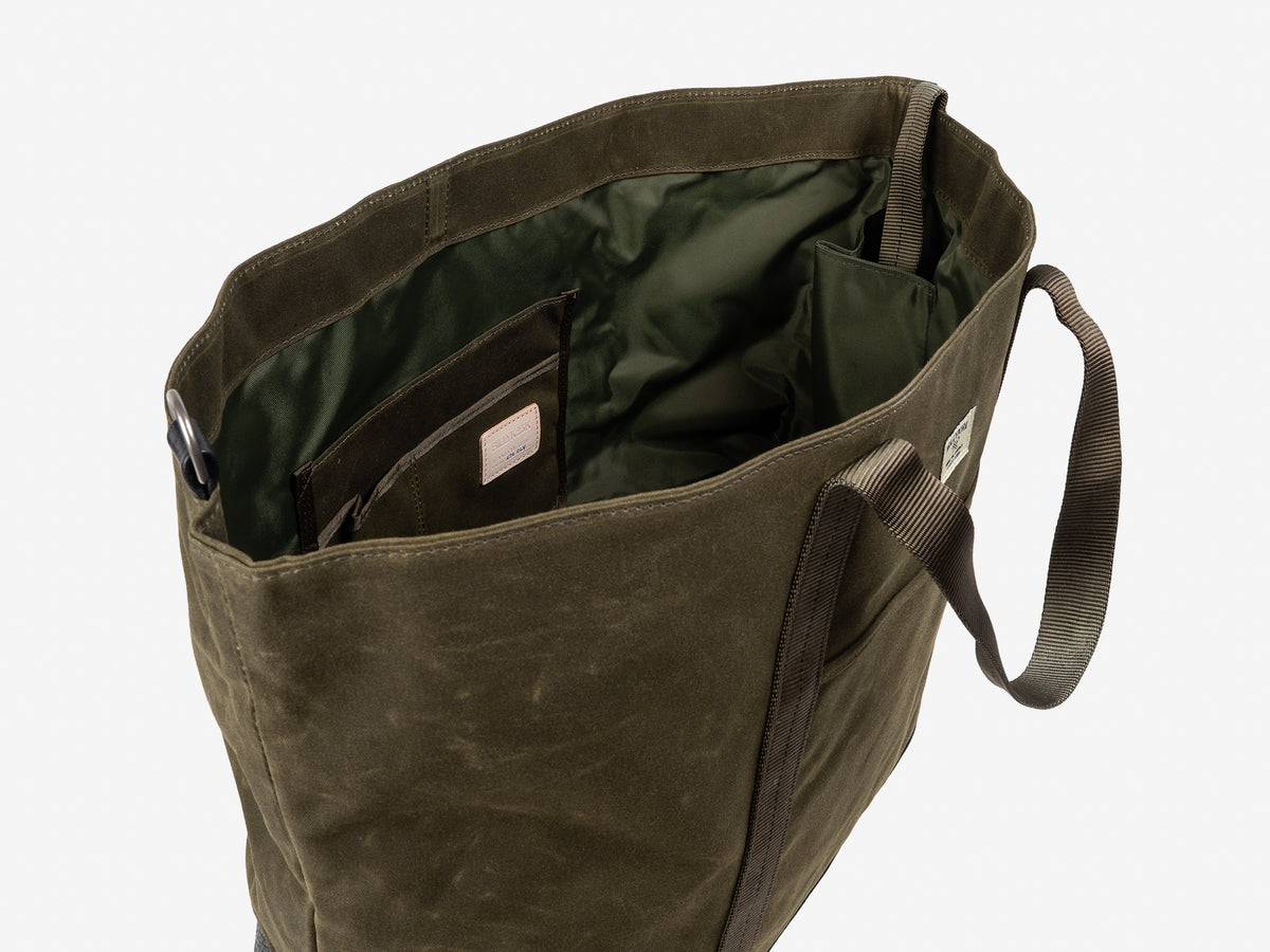 No. 674 Large East West Tote, Olive